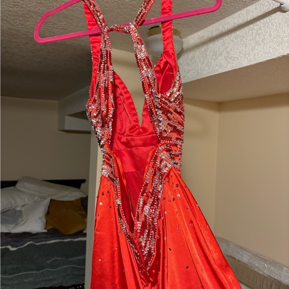 Prom / Formal Gown - Picture 7 of 11